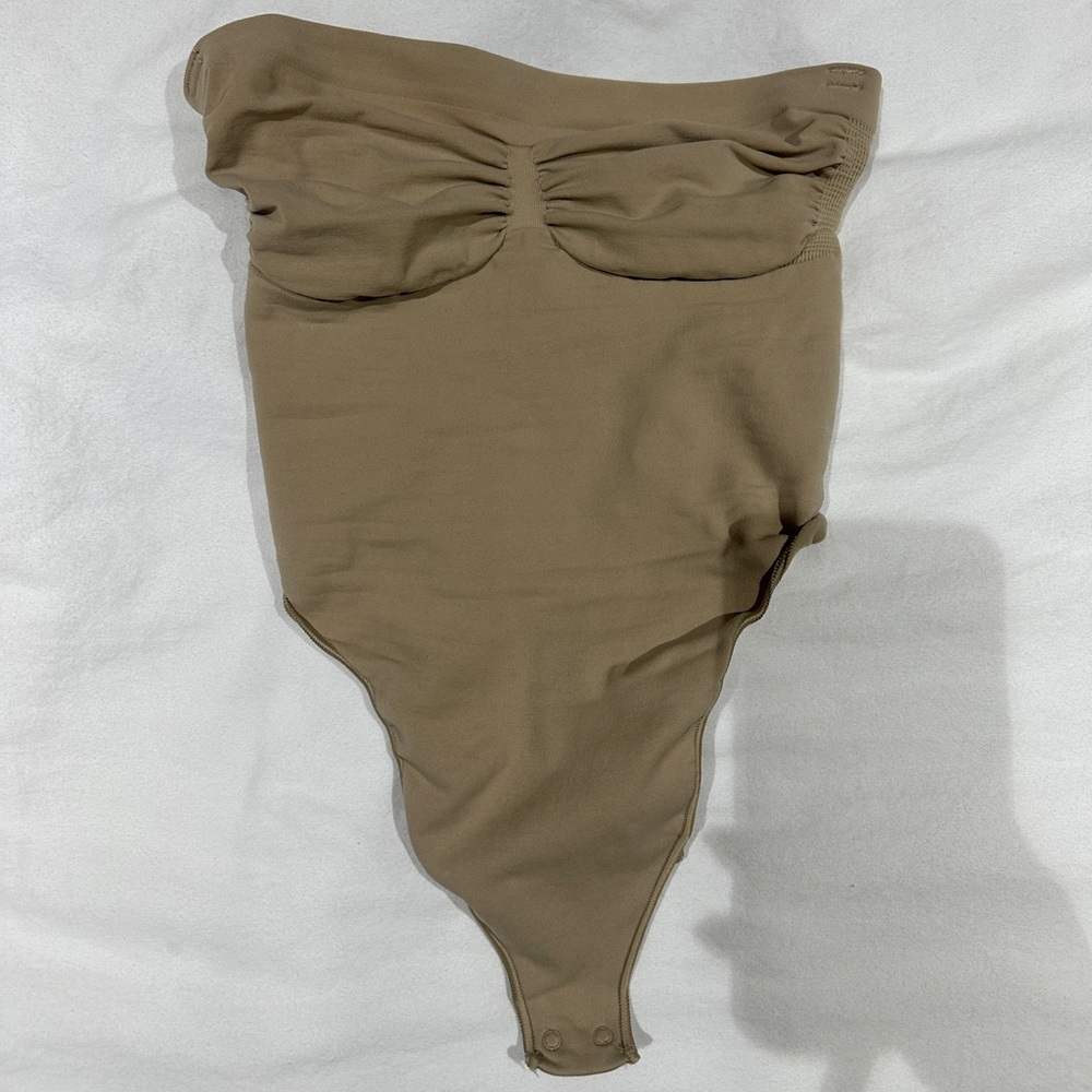 skims thong bodysuit